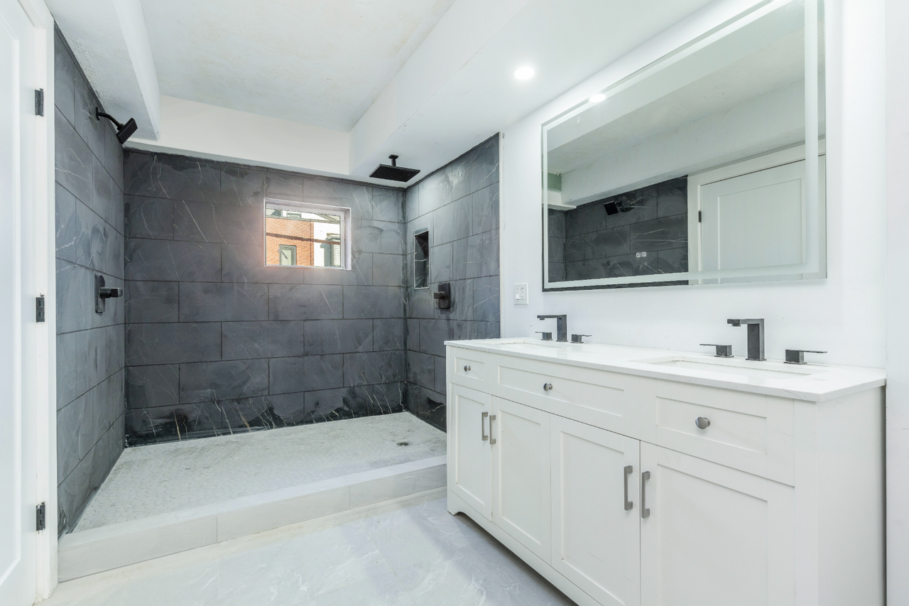 Artist Village - Photo 3 of 32