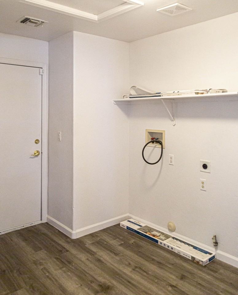 8230 W Calle Sancho Panza #1 - Photo 4 of 20