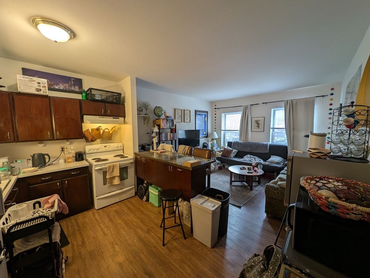 Stowell House - Photo 4 of 10