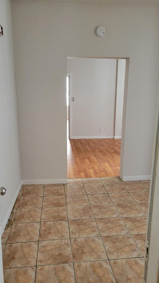 6 Sst #1 - Photo 2 of 23