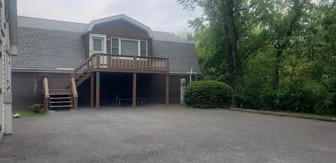 4215 Valley Rd #A - Photo 3 of 19