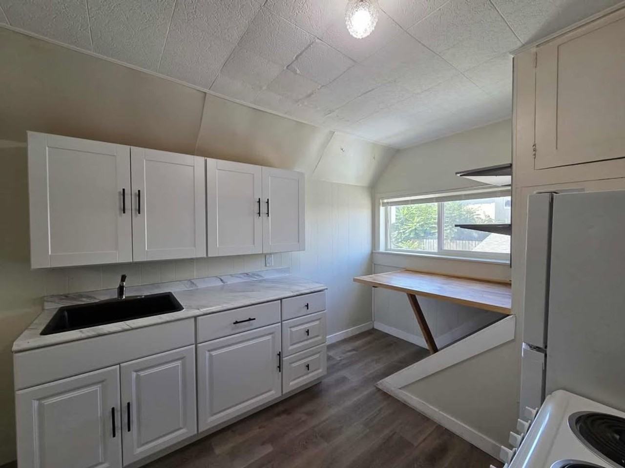 330 Roosevelt St. - Photo 4 of 36