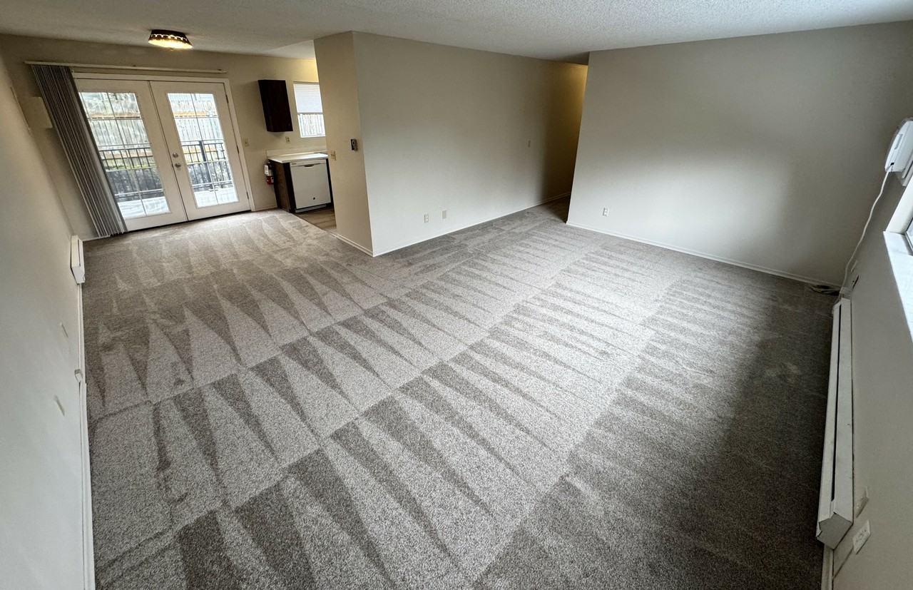 15603 42nd Ave S #C - Photo 4 of 12