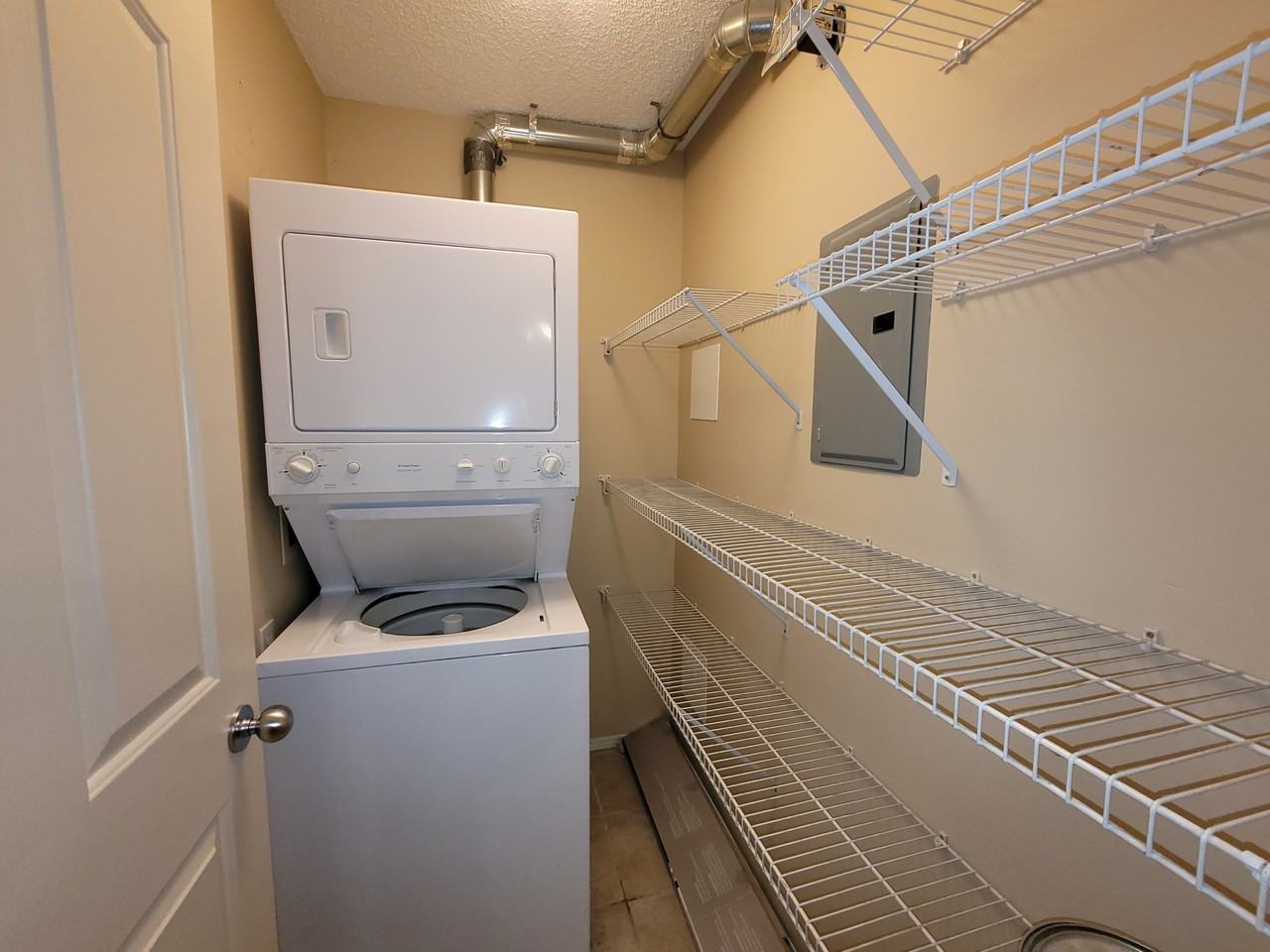 10311 111 St Nw - Photo 7 of 13