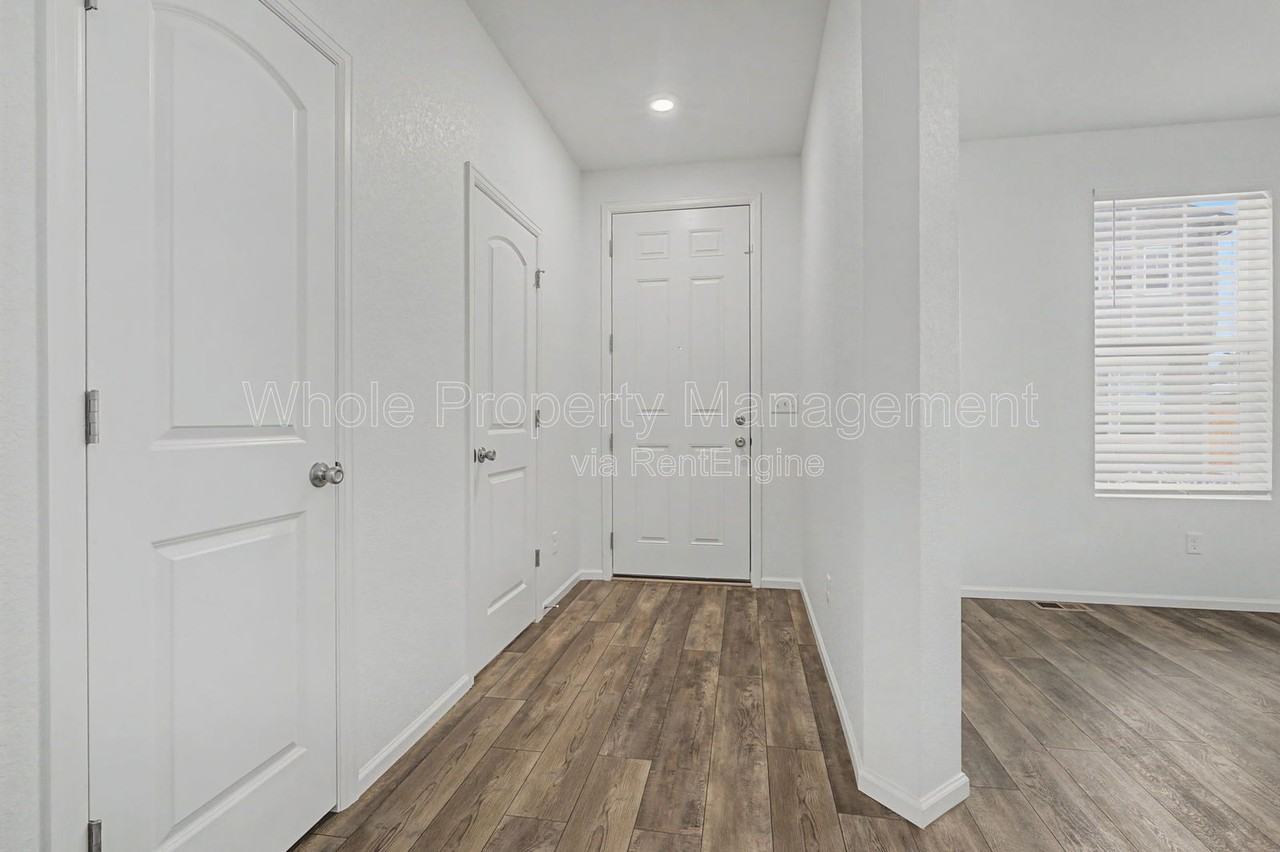 28466 E 6th Pl - Photo 2 of 26