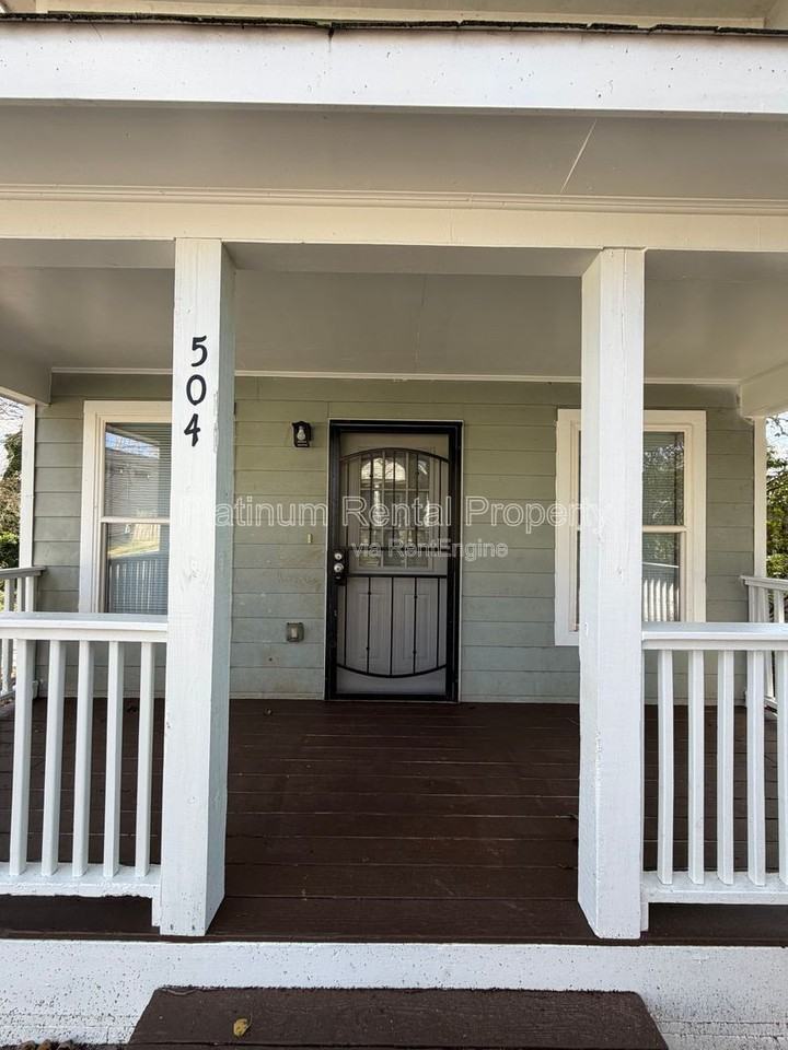 504 Dunbar St Sw - Photo 2 of 22