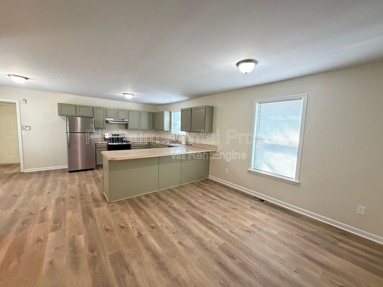 504 Dunbar St Sw - Photo 5 of 22