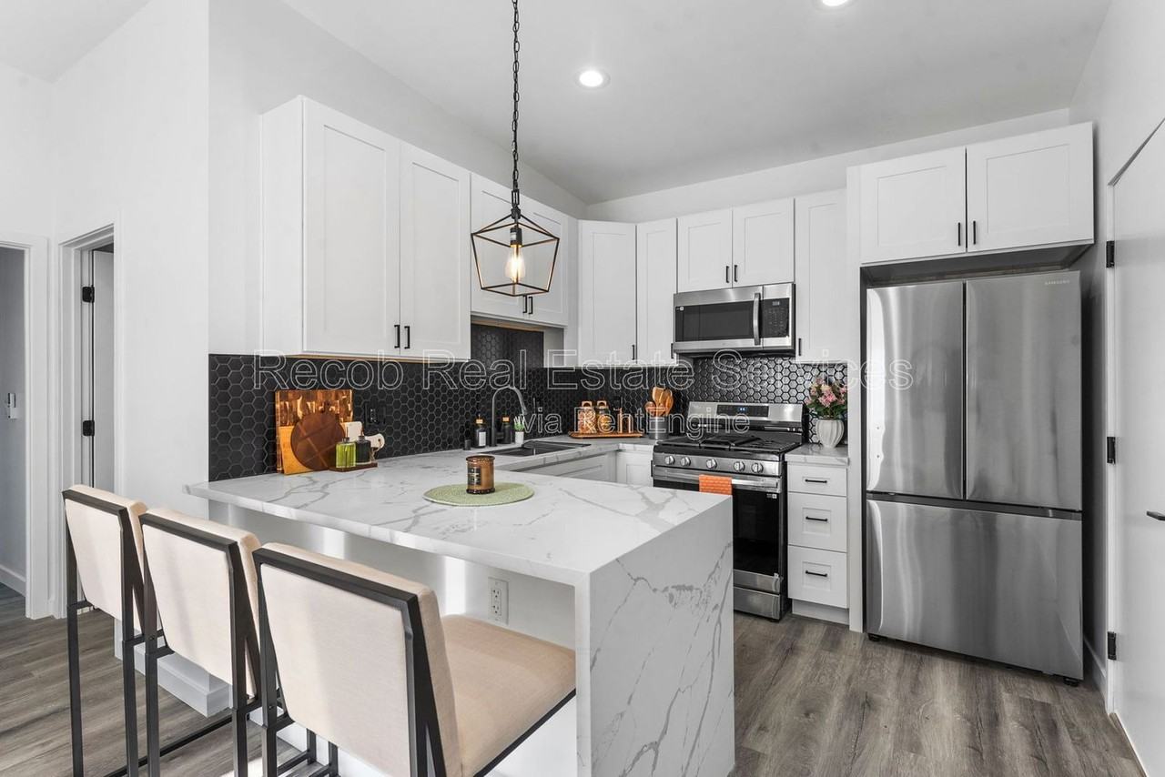 8353 Ivory Coast Dr #7 - Photo 2 of 20