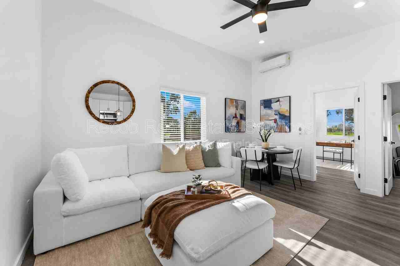 8353 Ivory Coast Dr #7 - Photo 4 of 20