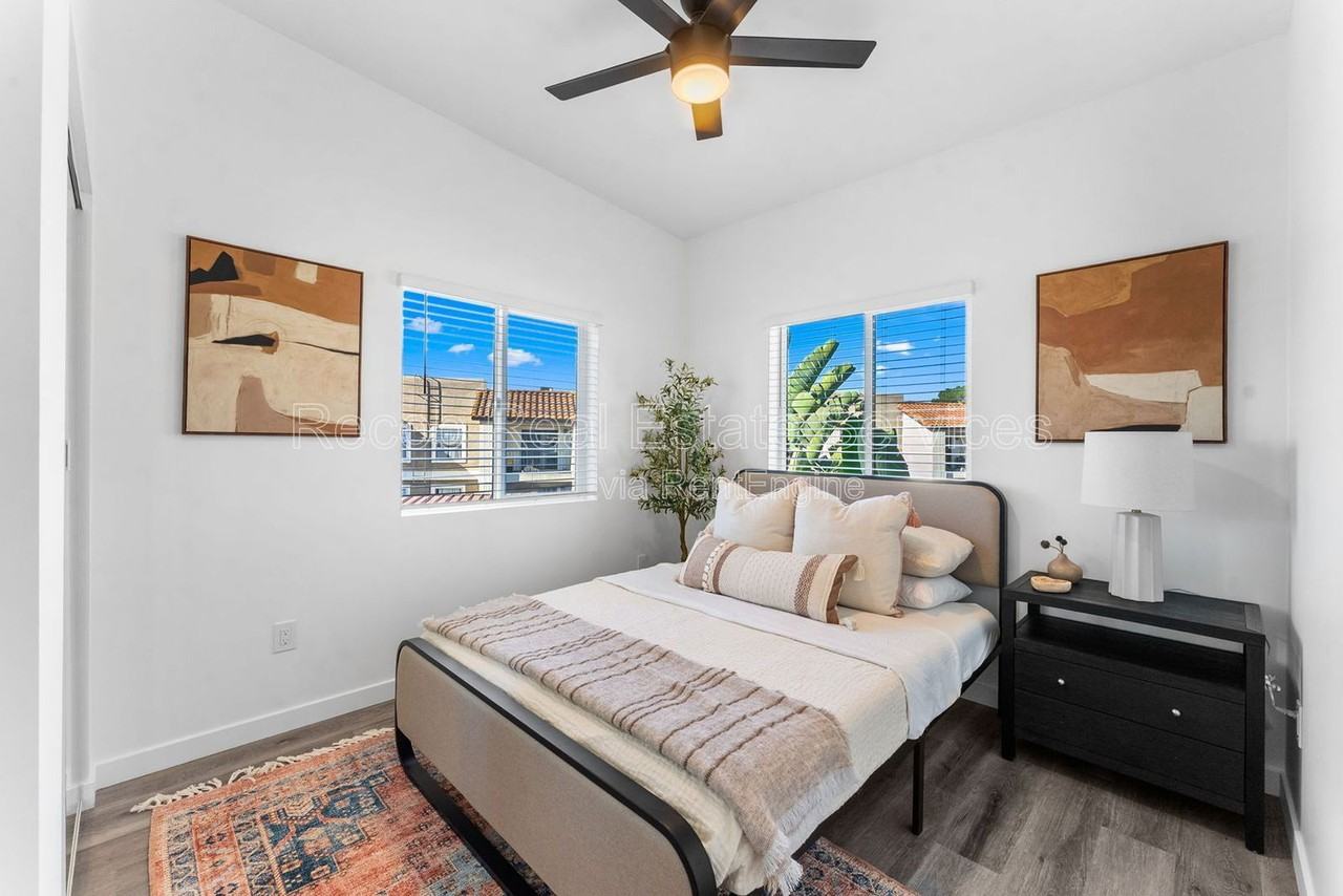 8353 Ivory Coast Dr #7 - Photo 6 of 20