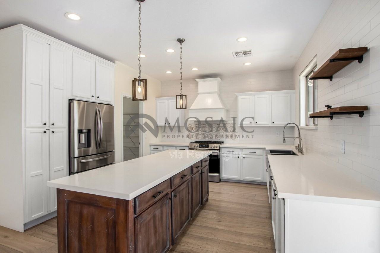 44196 W Askew Dr - Photo 4 of 28