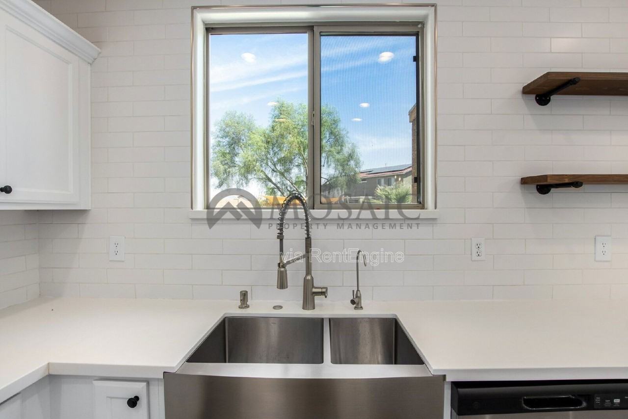 44196 W Askew Dr - Photo 6 of 28