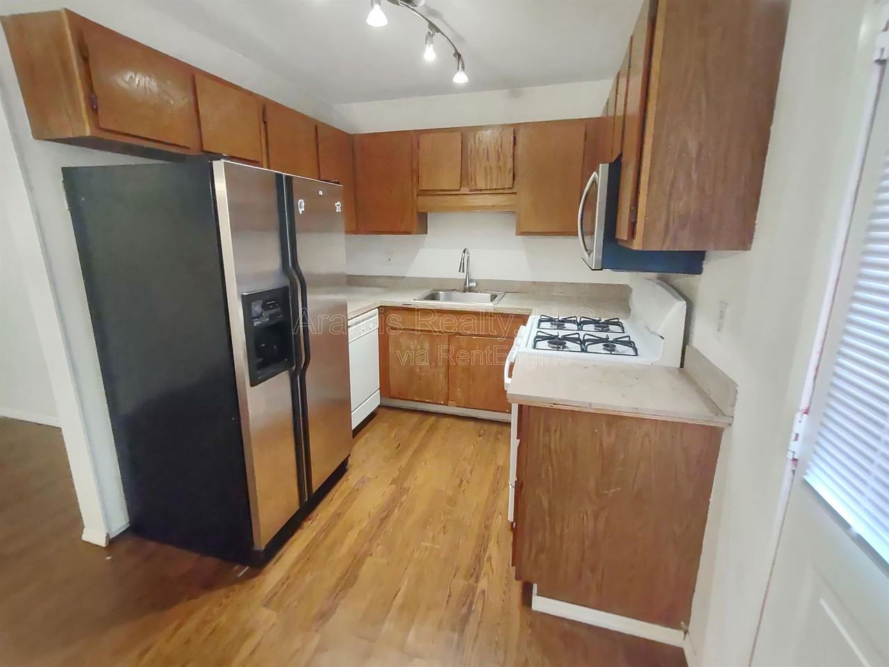 3034 Destin Cir - Photo 2 of 14