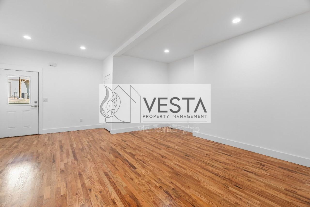 510 Deaverview Rd - Photo 7 of 28