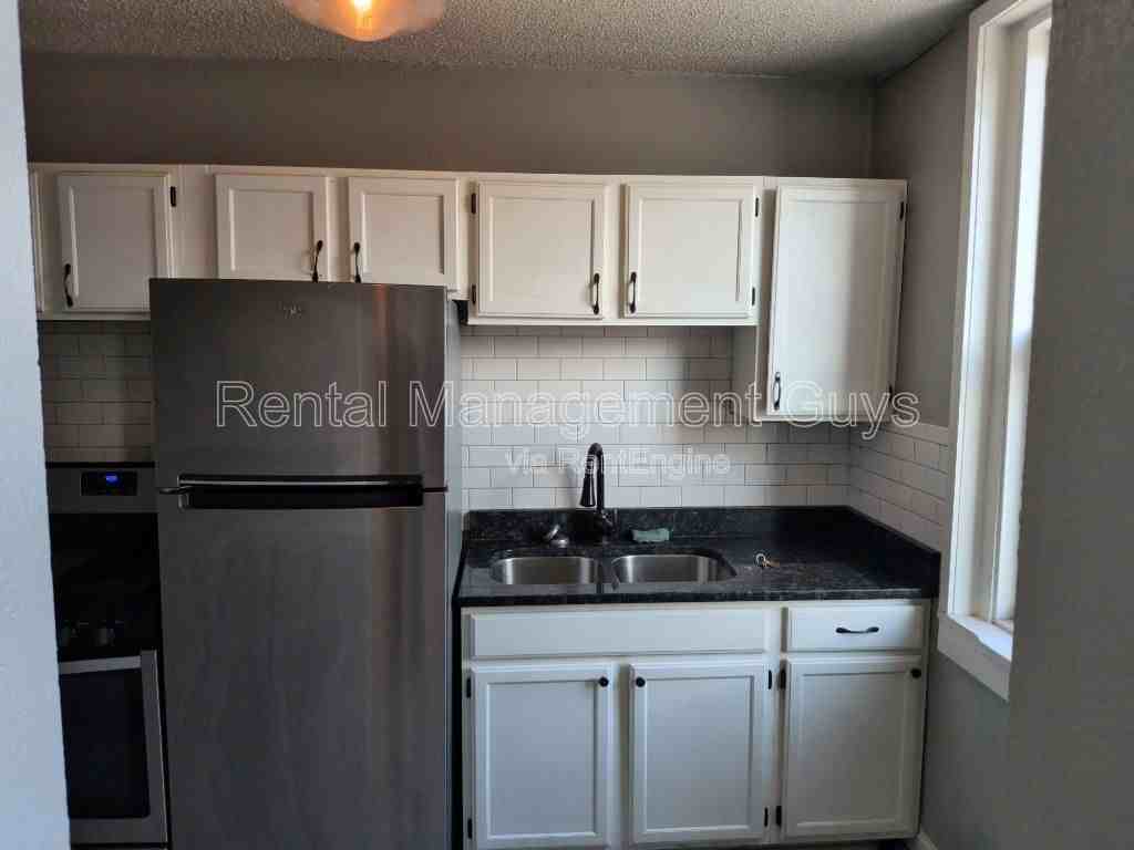 1163 7th St W #1 - Photo 2 of 5