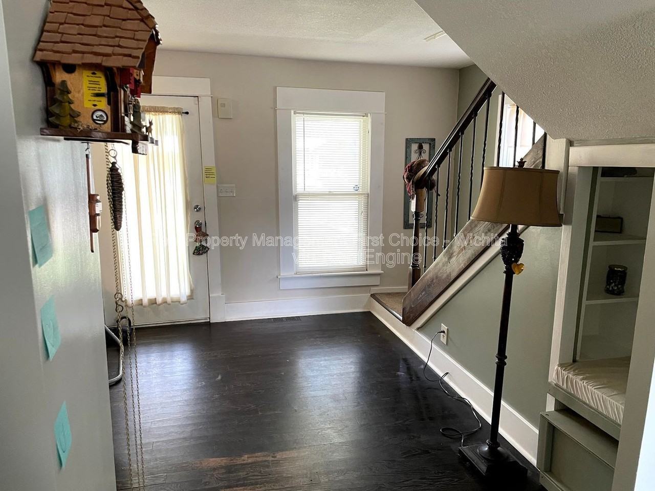 830 S Fern St - Photo 2 of 20