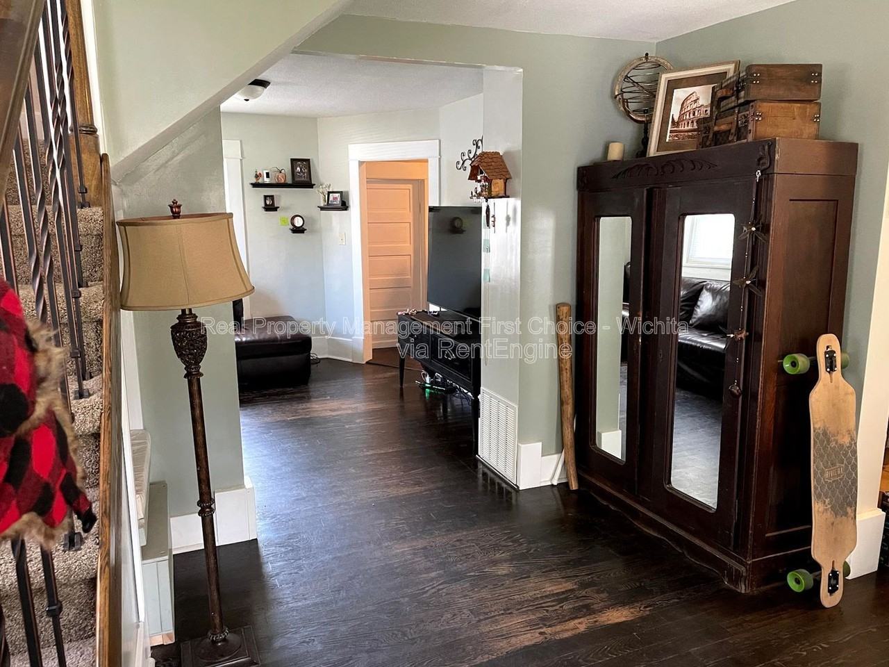 830 S Fern St - Photo 6 of 20