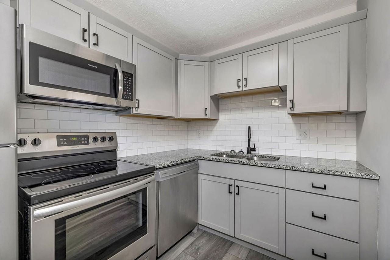 721 Delta Ave #2 - Photo 5 of 19