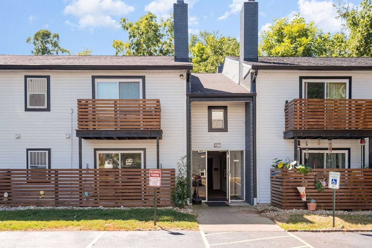 4308 Batavia Meadows Dr #4 - Photo 7 of 7