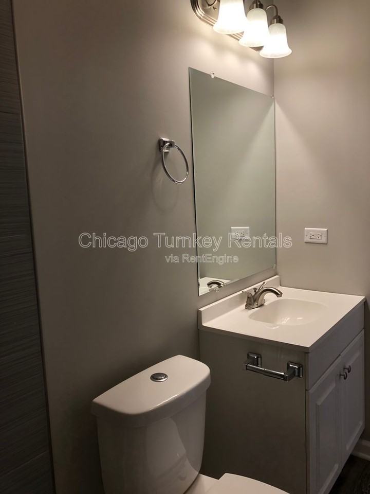 2951 W 25th St #2F - Photo 5 of 10