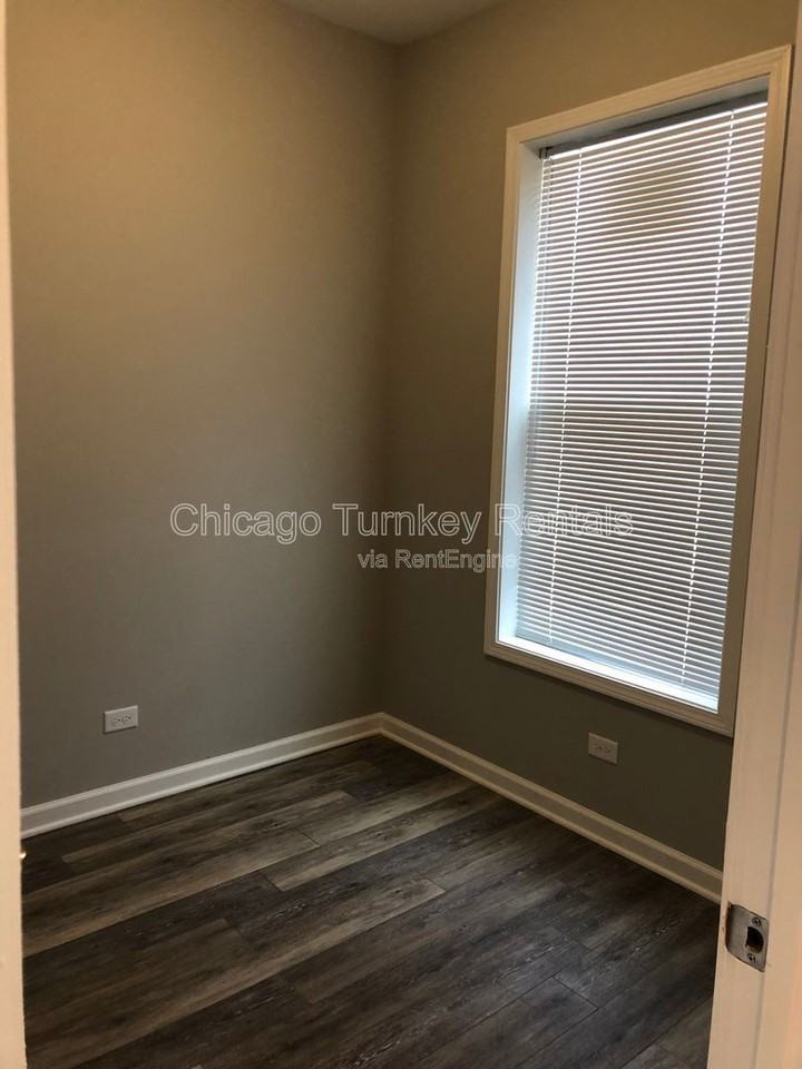 2951 W 25th St #2F - Photo 6 of 10