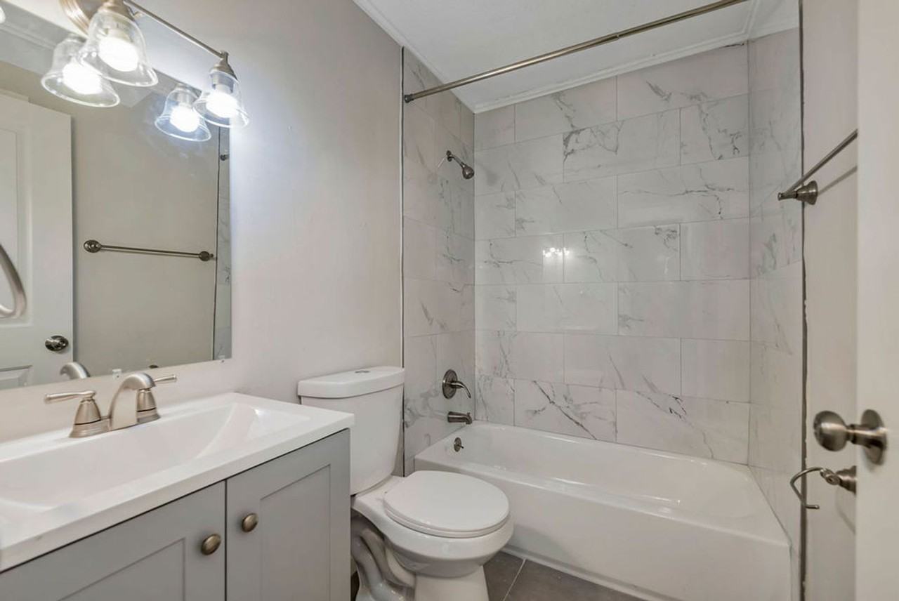 4306 Batavia Meadows Dr #7 - Photo 6 of 7