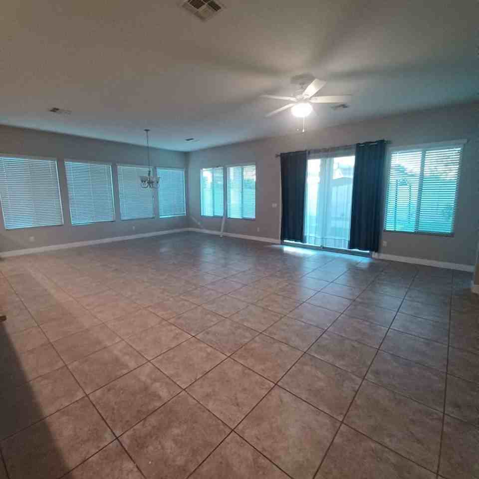 14360 W Corrine Dr - Photo 2 of 24