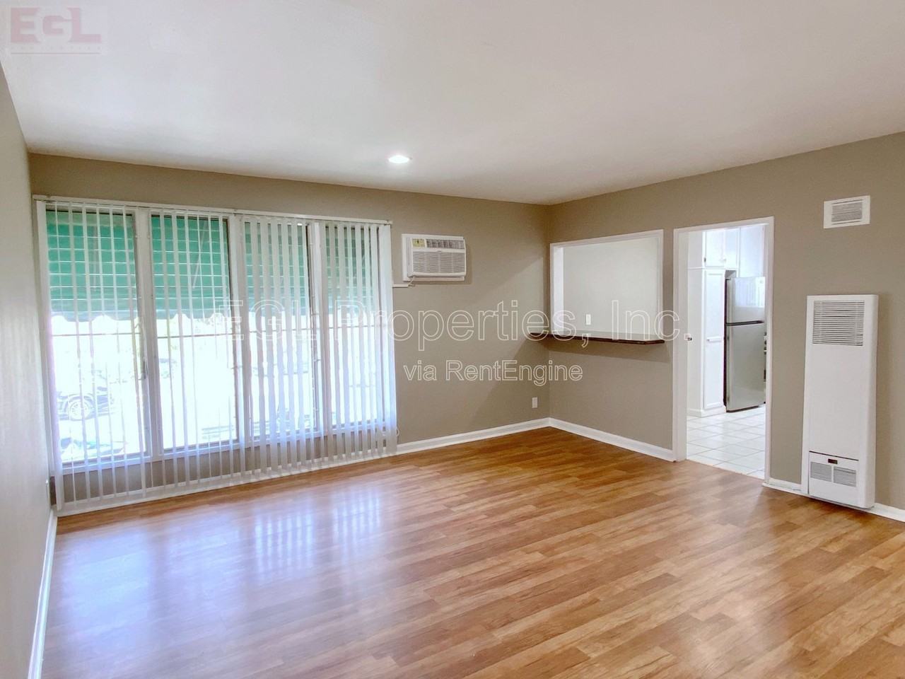 5916 Carlton Way #216