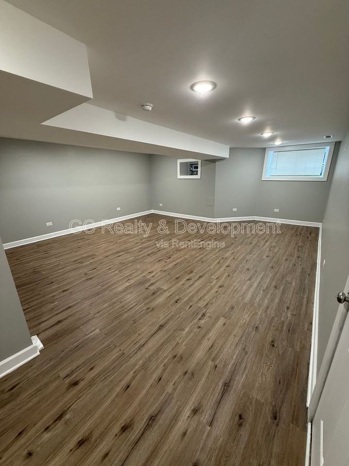 6416 S Drexel Ave #G - Photo 4 of 11