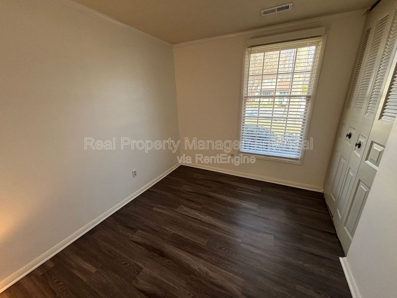 488 Ashton Green Blvd - Photo 5 of 30