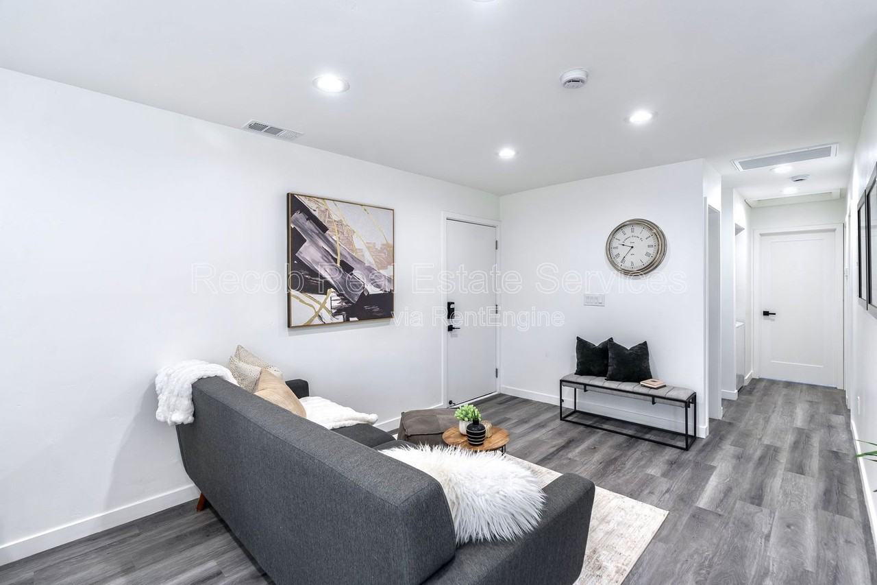 4508 Moraga Ave #5 - Photo 7 of 35