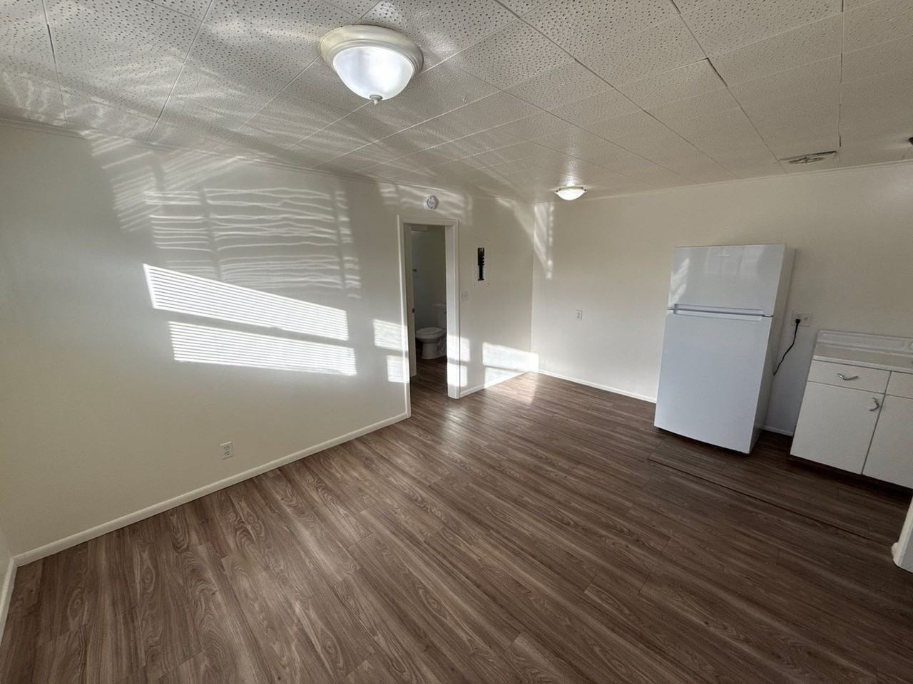 635 Thompson Ave Ne Apt A - Photo 6 of 15