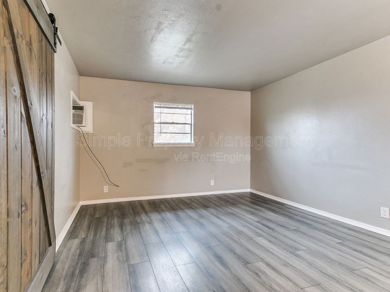 2748 Nw 23rd St #5 - Photo 2 of 12