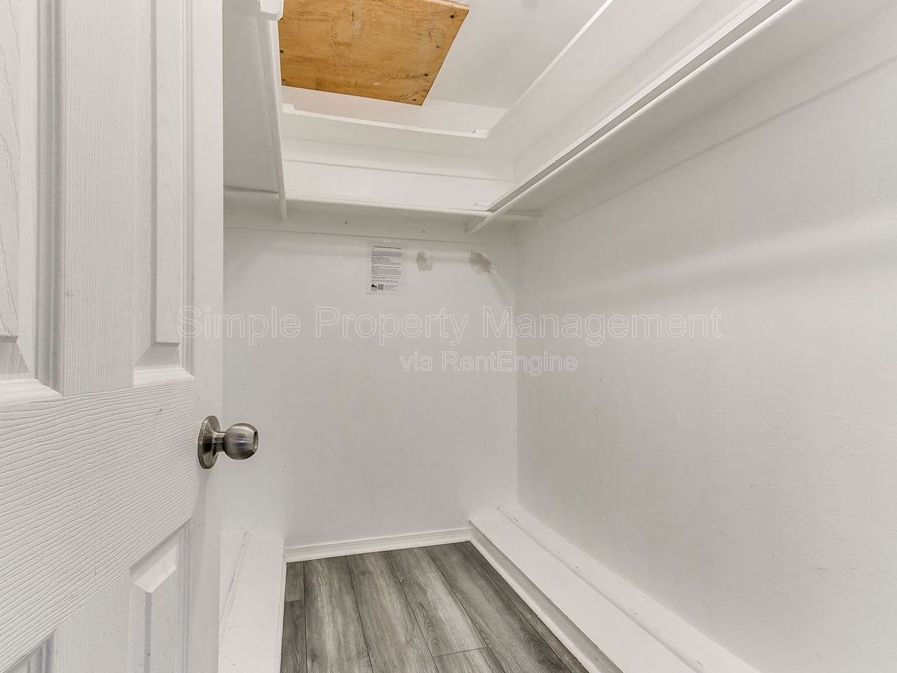 2748 Nw 23rd St #5 - Photo 7 of 12