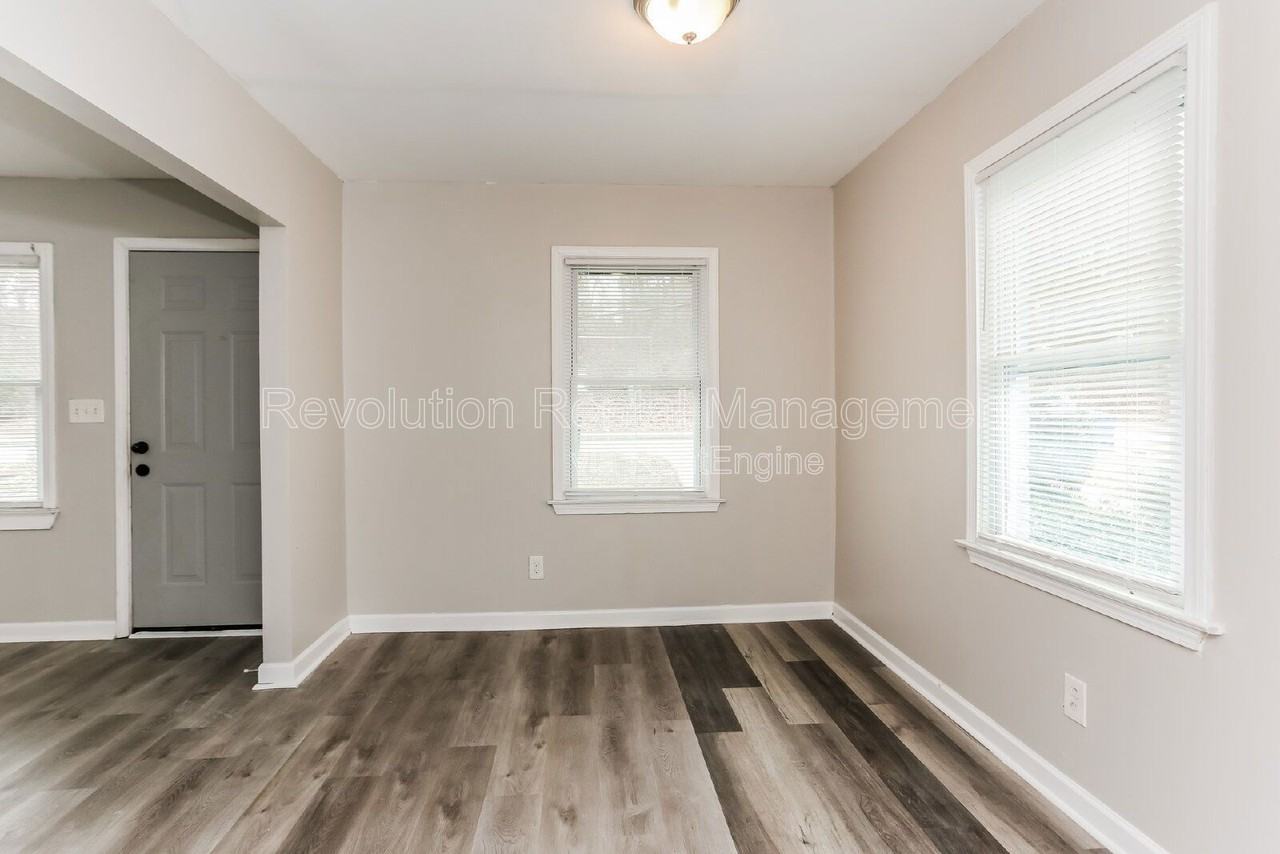 79 Anderson Ave Nw #A - Photo 6 of 16