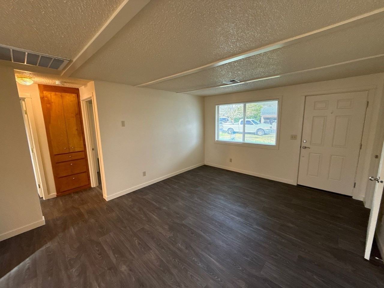 411 E 3rd St - Photo 3 of 30