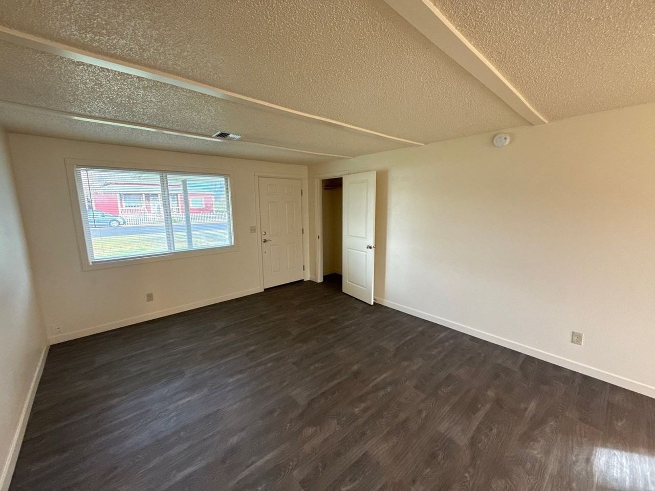 411 E 3rd St - Photo 5 of 30