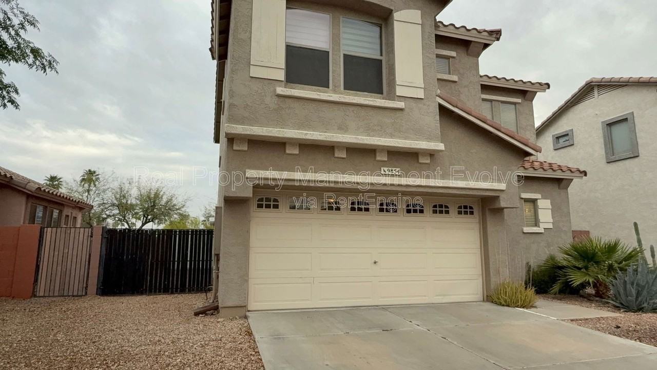 9854 E Escondido Ave - Photo 2 of 30