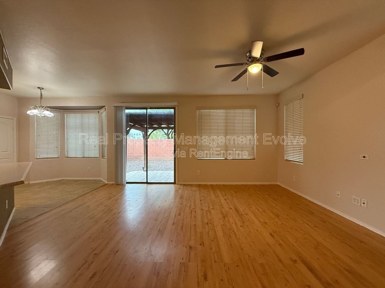 9854 E Escondido Ave - Photo 4 of 30