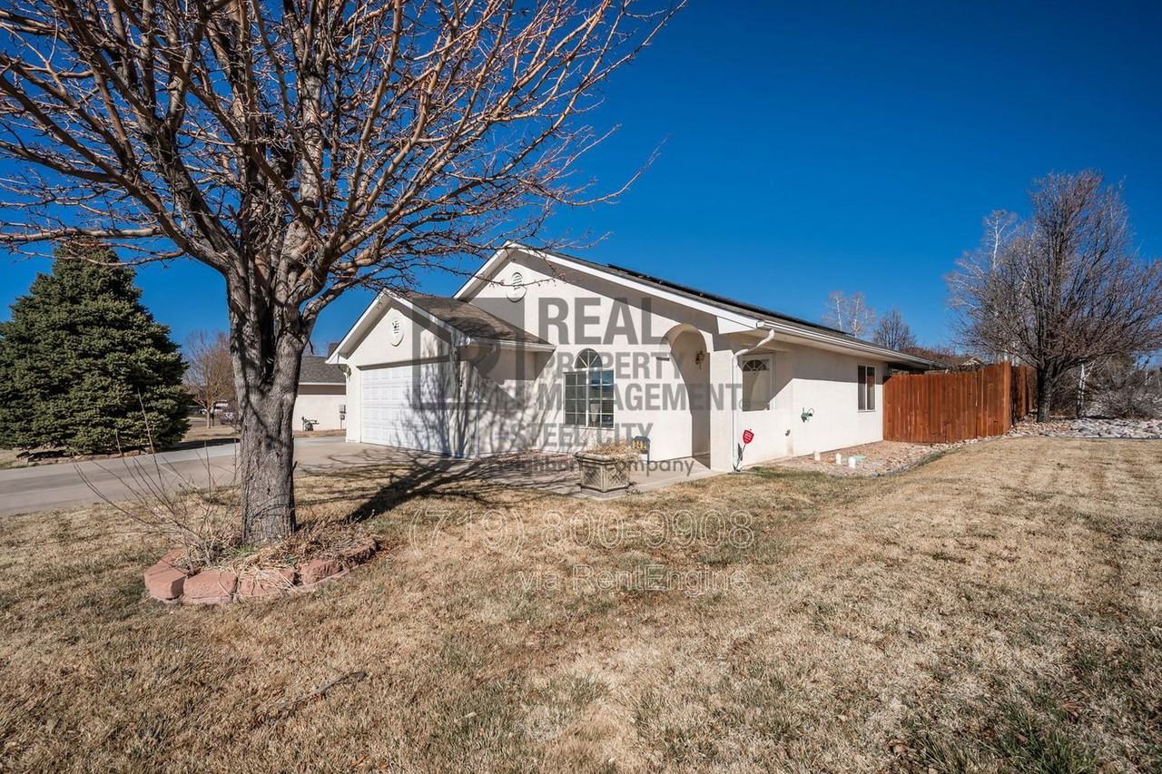 842 Edna Way - Photo 3 of 29