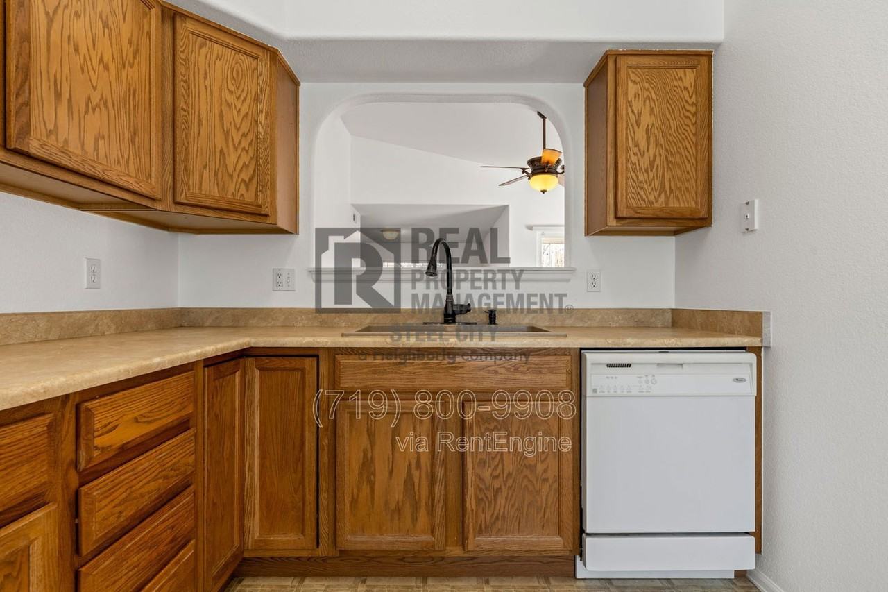 842 Edna Way - Photo 5 of 29