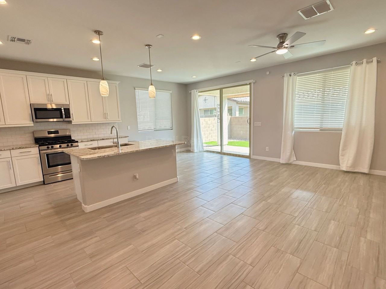 24795 N 171st Ln - Photo 3 of 22