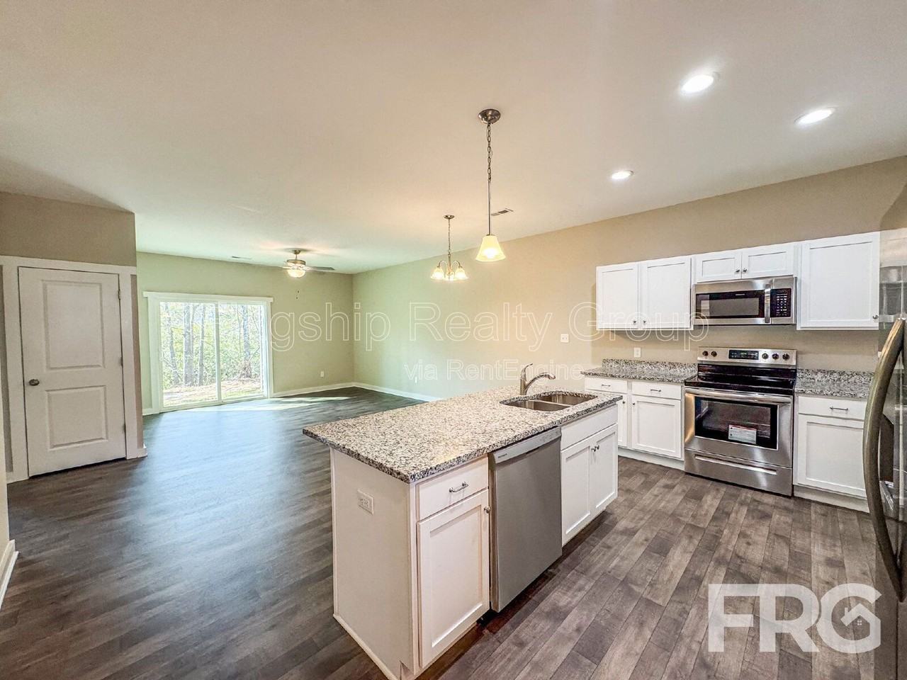 1507 S Taylor St - Photo 5 of 29