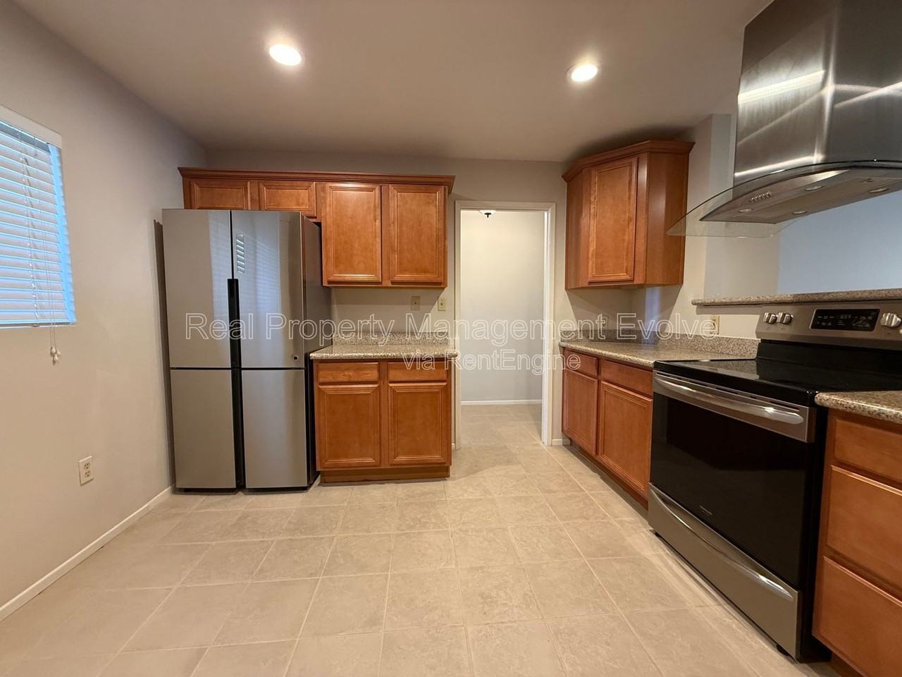 4849 E Lake Point Cir - Photo 7 of 24