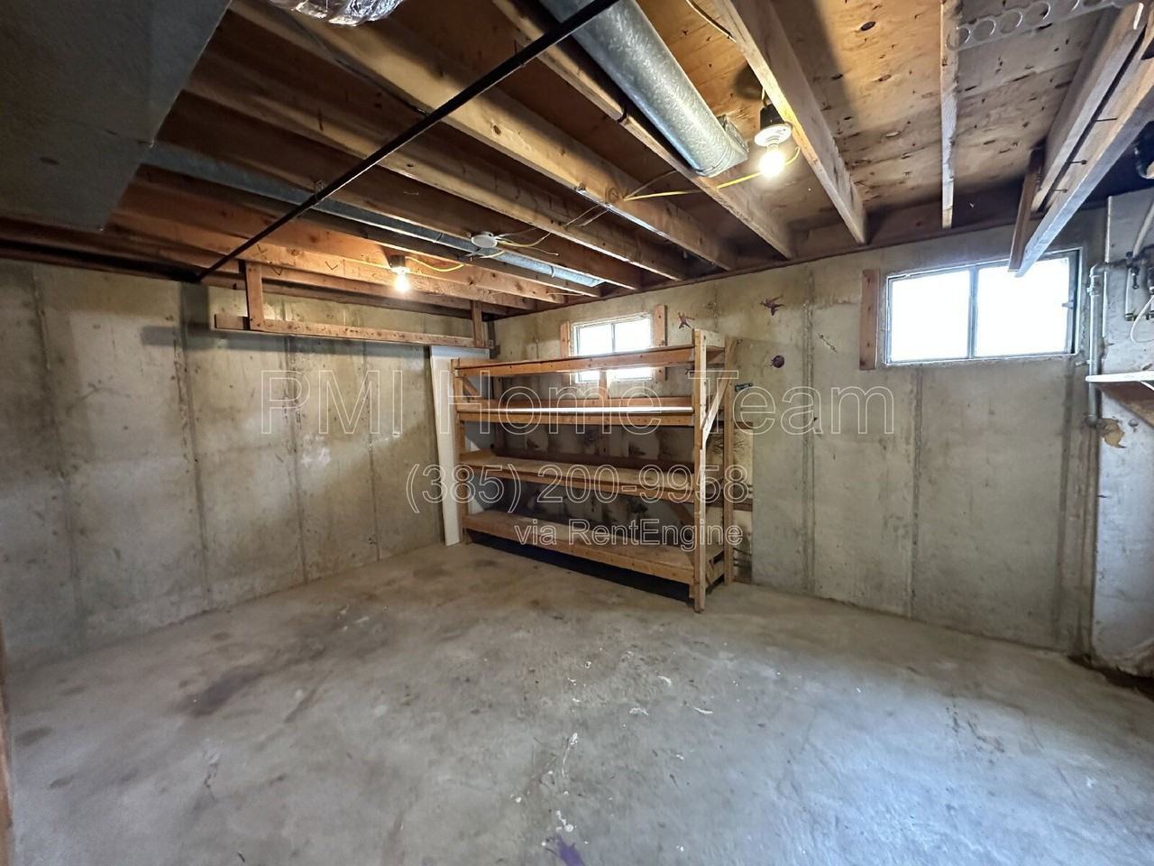 765 Grant Ave - Photo 6 of 20