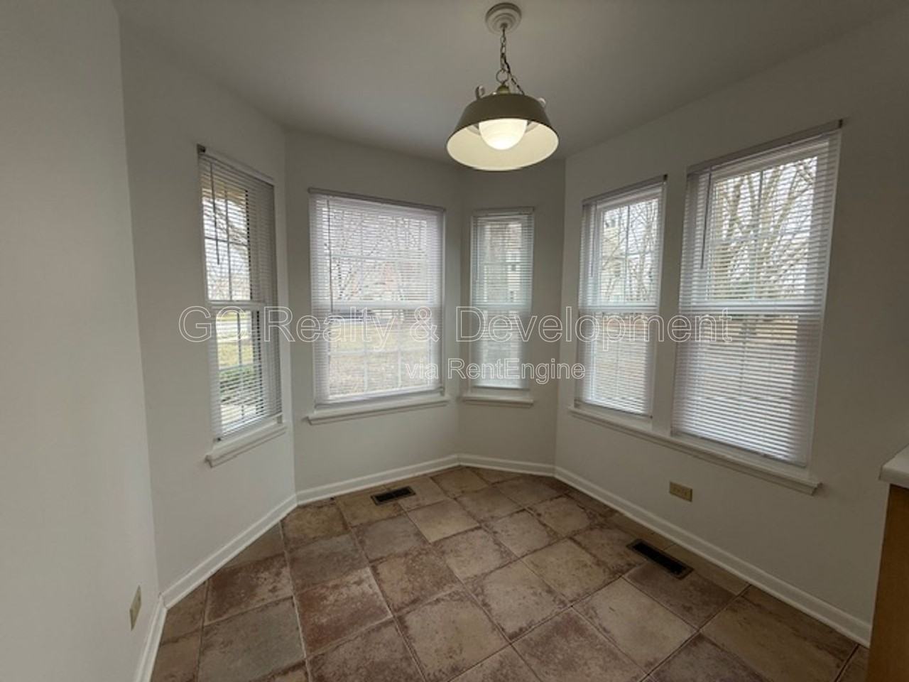 2131 Aberdeen Ct - Photo 6 of 22