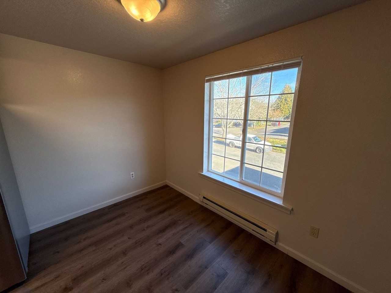 918 Bryan Ct - Photo 6 of 23