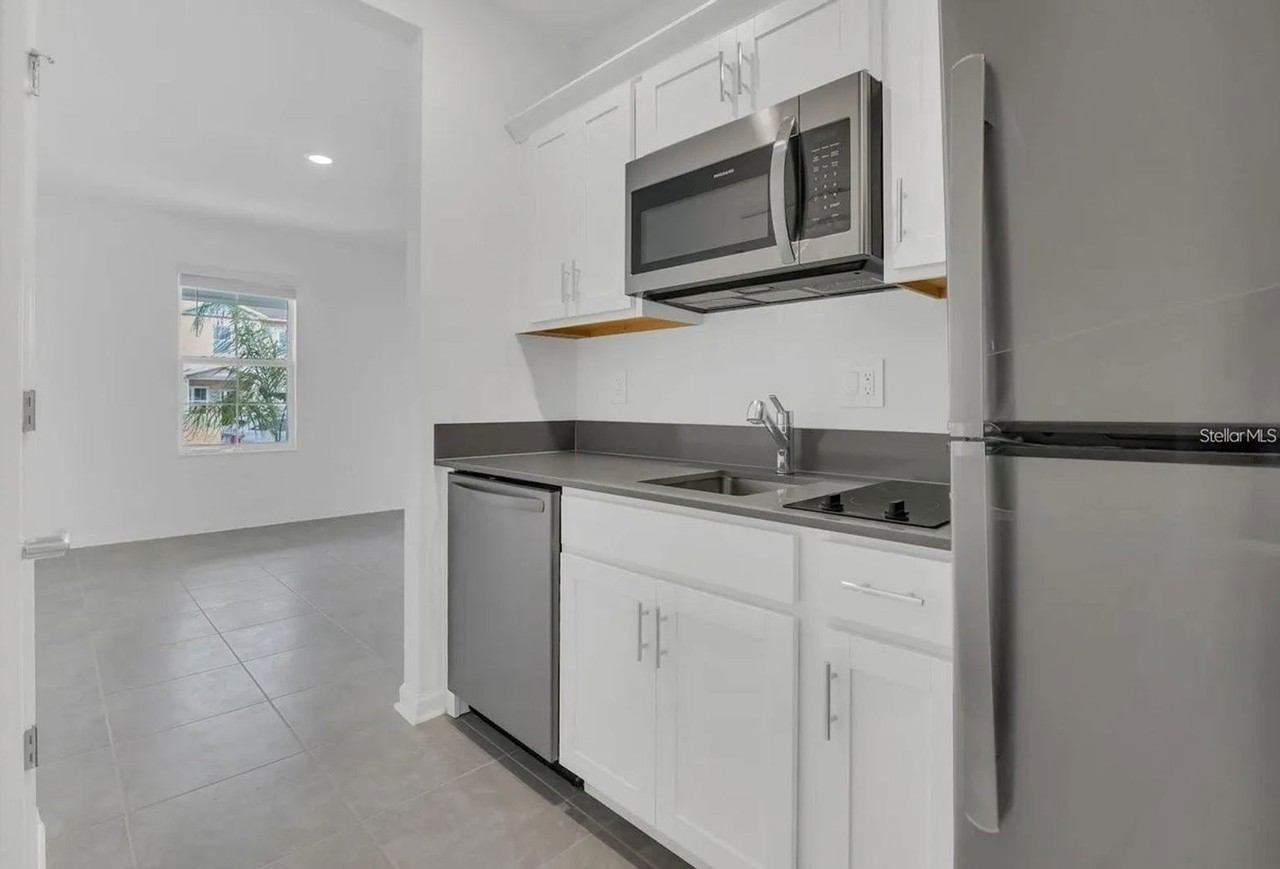 2649 Armstrong Ave #B - Photo 7 of 12