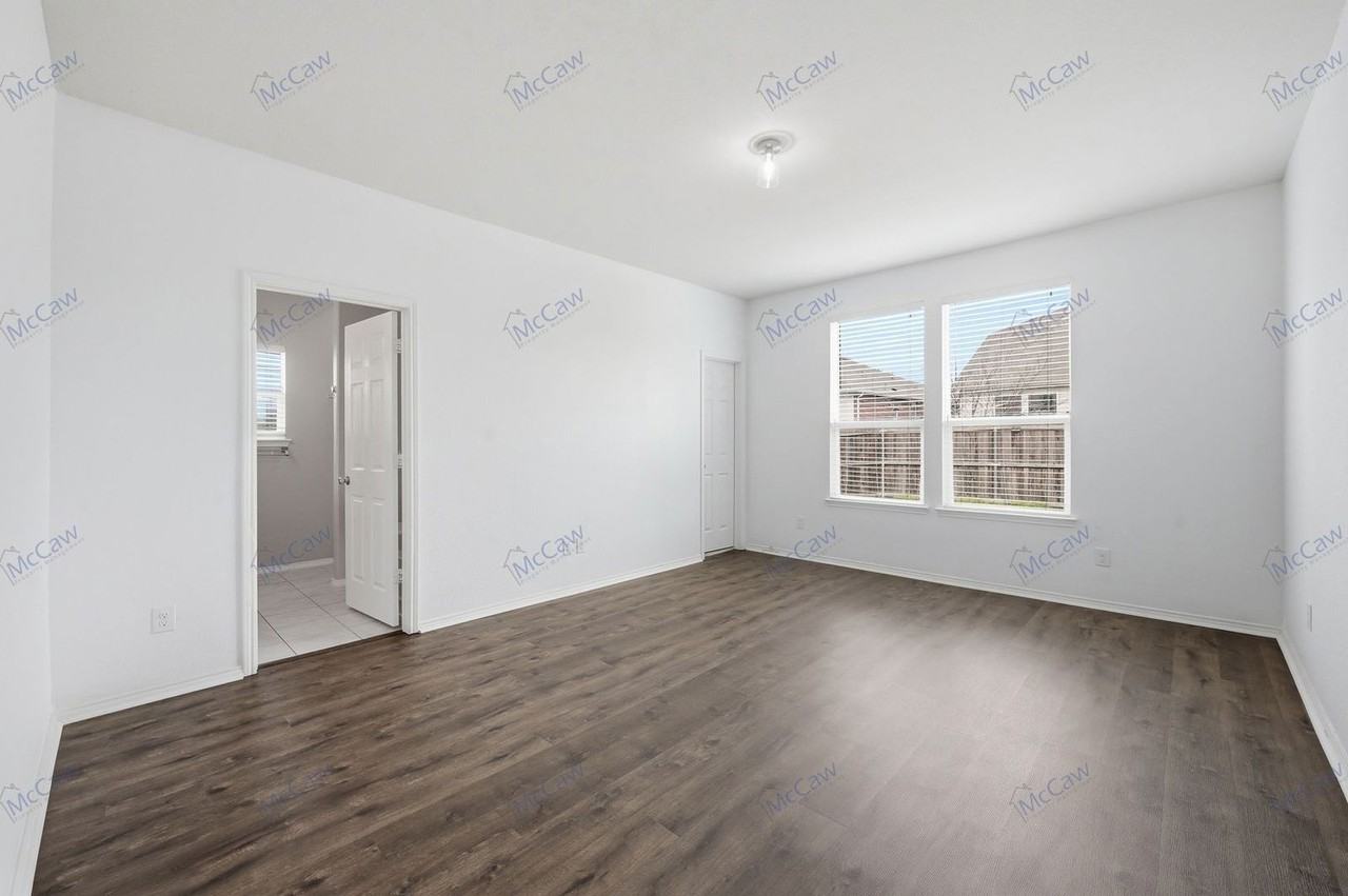 2365 Bernese Ln - Photo 7 of 26