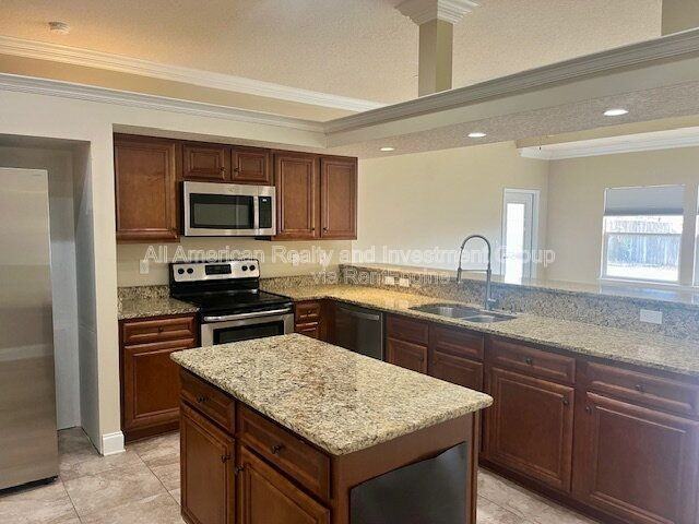 518 Lakeview St - Photo 6 of 31